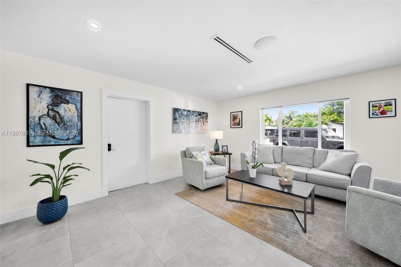 1574 Ricardo, Fort Myers, FL 33901 Photo