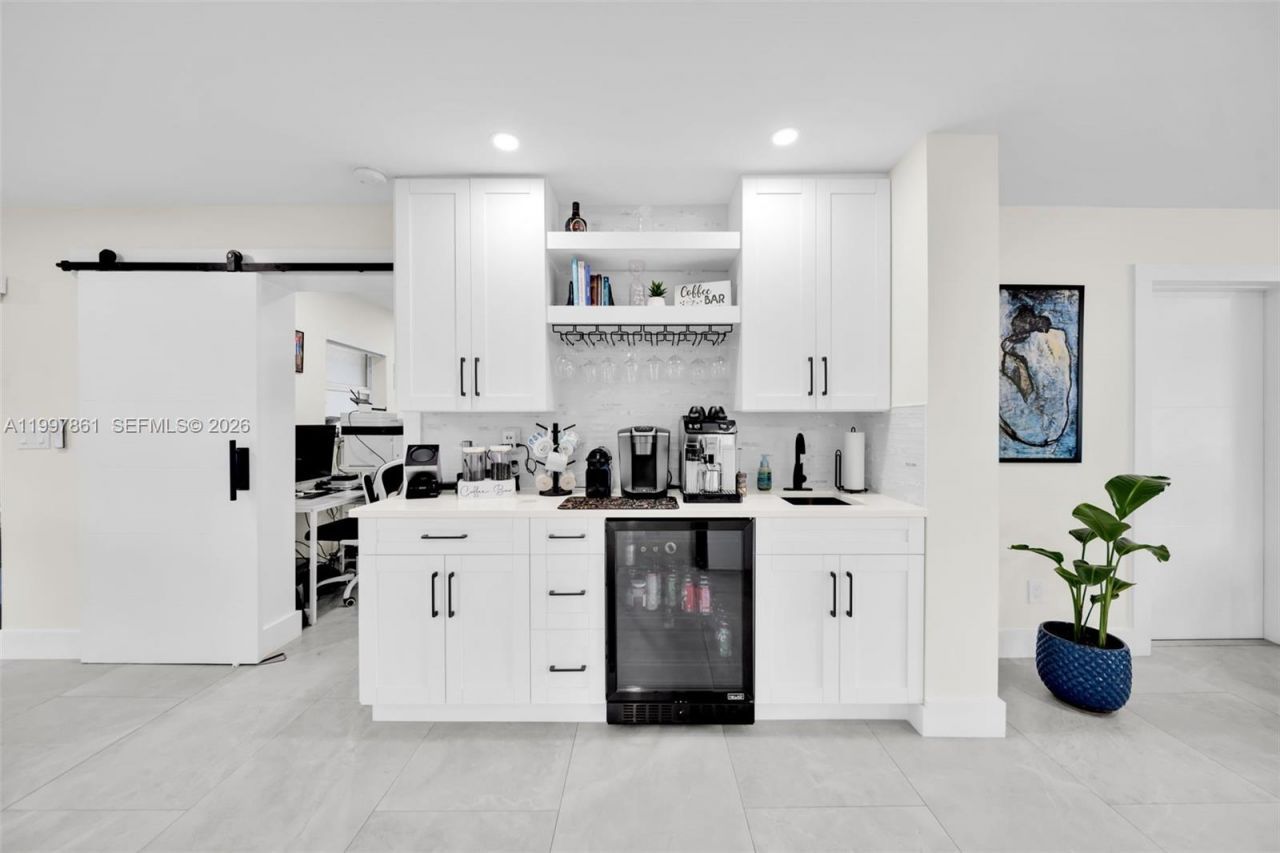 1574 Ricardo, Fort Myers, FL 33901 Photo