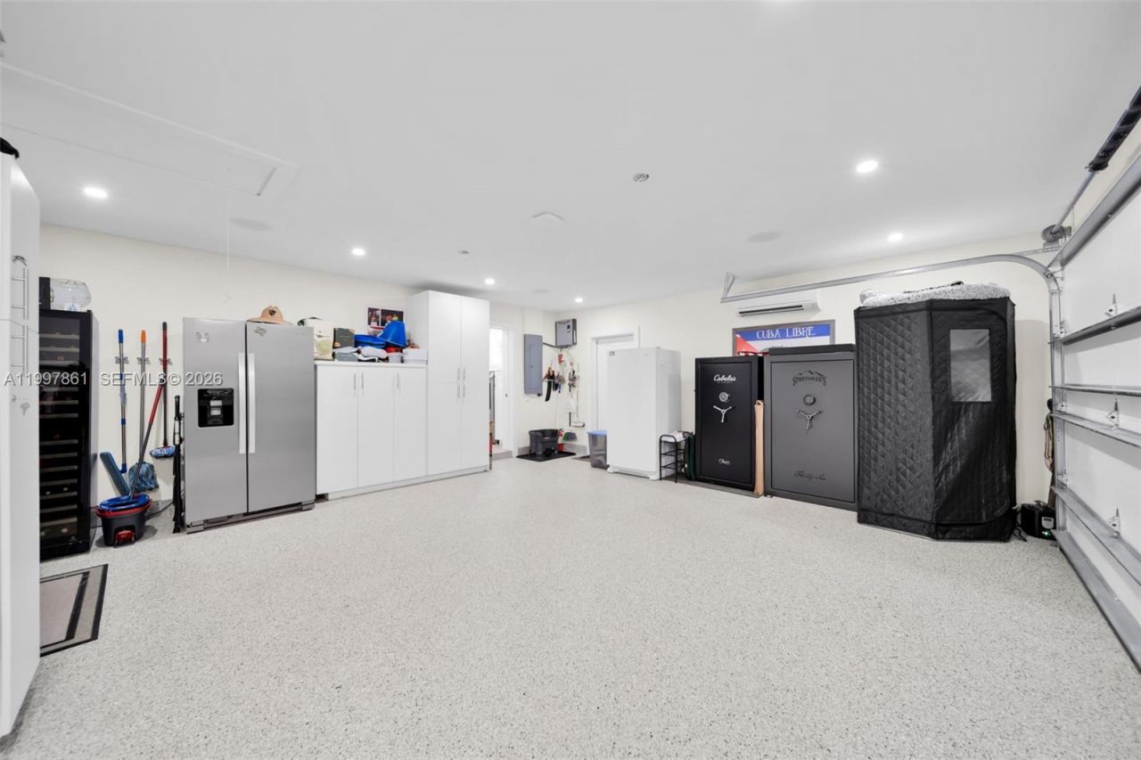 1574 Ricardo, Fort Myers, FL 33901 Photo