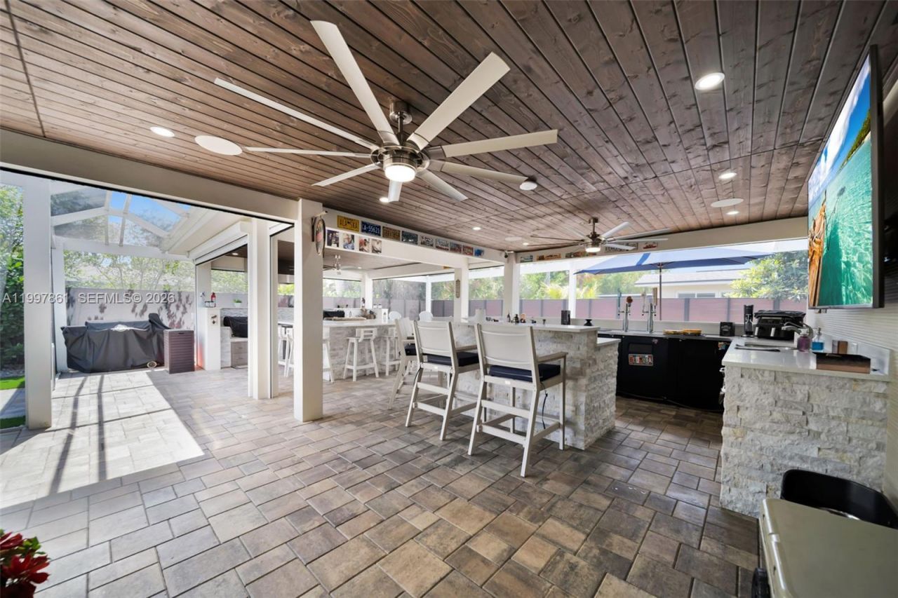 1574 Ricardo, Fort Myers, FL 33901 Photo