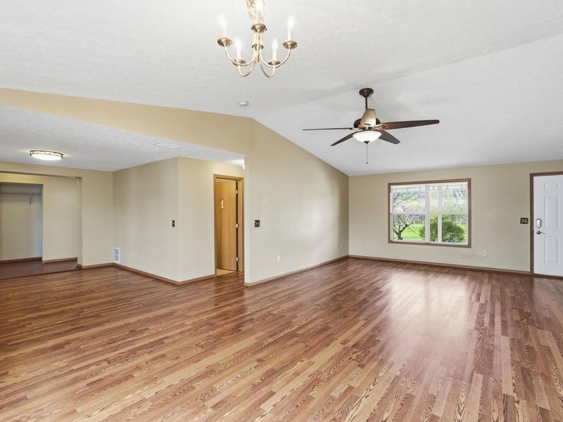 4248 Powell Road, Huber Heights, OH 45424 Photo 15