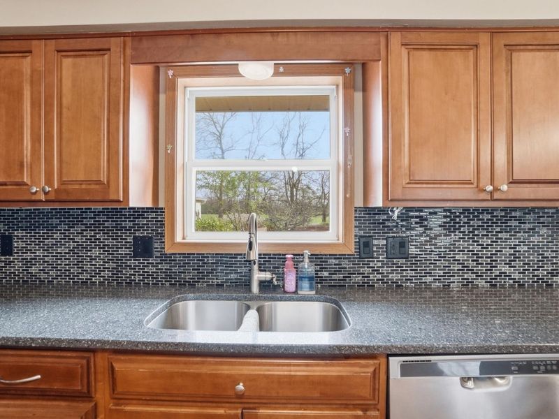 4248 Powell Road, Huber Heights, OH 45424 Photo 23