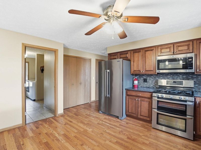 4248 Powell Road, Huber Heights, OH 45424 Photo 24