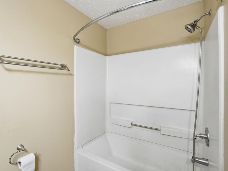 4248 Powell Road, Huber Heights, OH 45424 Photo 32