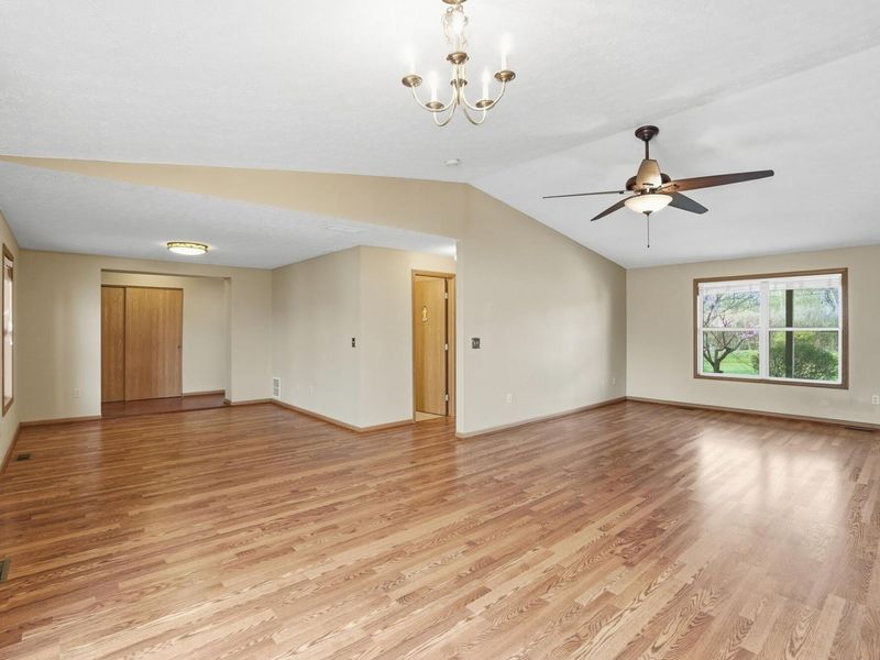 4248 Powell Road, Huber Heights, OH 45424 Photo 34