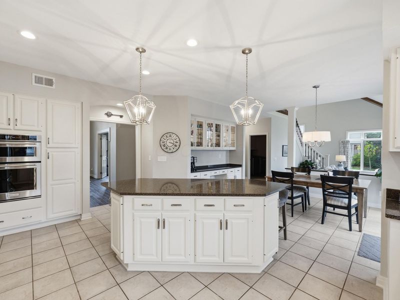 10542 Wellington Boulevard, Powell, OH 43065 Photo 15