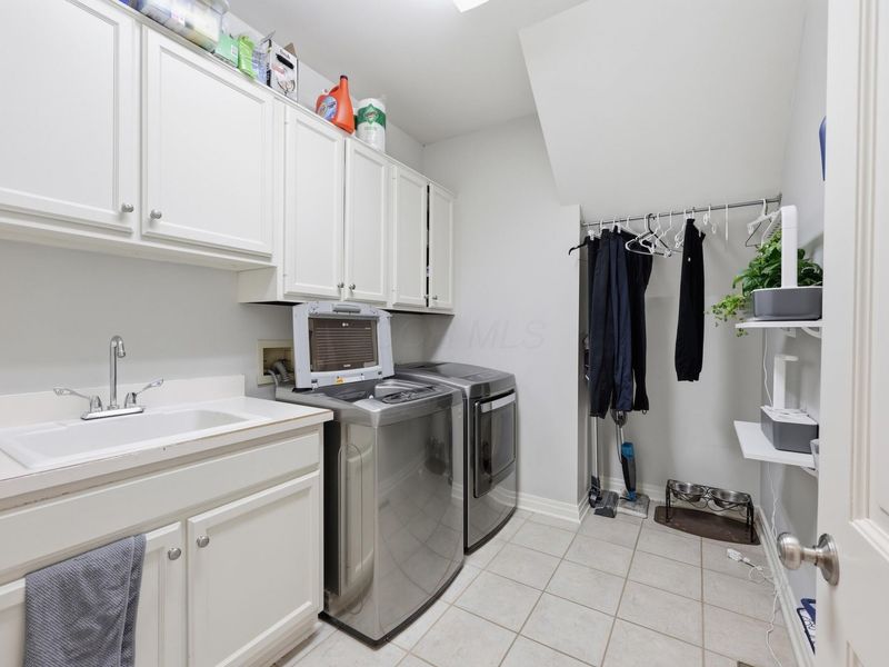 10542 Wellington Boulevard, Powell, OH 43065 Photo 22