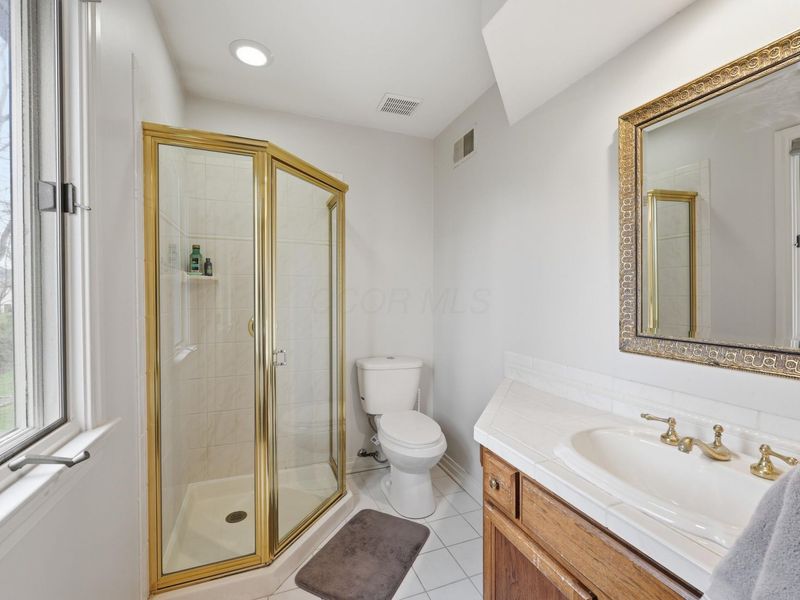 10542 Wellington Boulevard, Powell, OH 43065 Photo 36