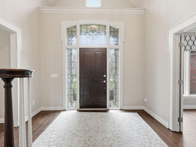 10542 Wellington Boulevard, Powell, OH 43065 Photo 5