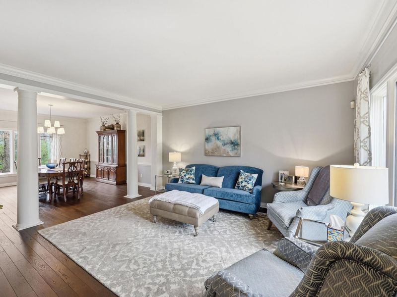 10542 Wellington Boulevard, Powell, OH 43065 Photo 9