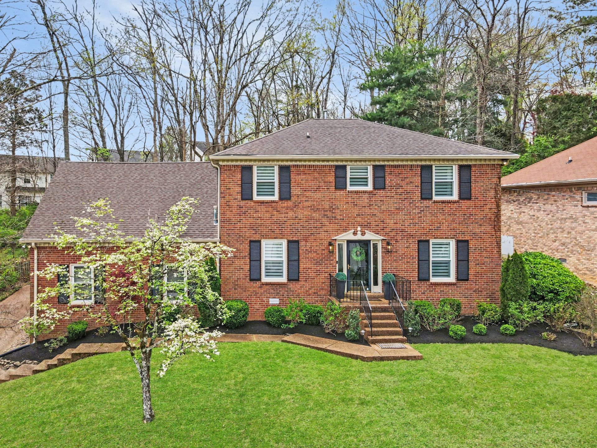 6133 Tuliptree Ln, Nashville, TN 37221 Main Photo