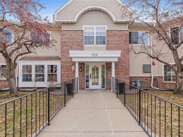 1729 6th Street NE, Unit 102, Minneapolis, MN 55413