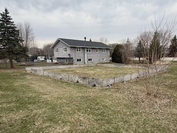 127 Motel Avenue, Red Wing, MN 55066