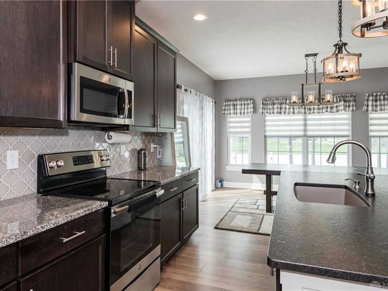 1665 Mulberry Woods Court, Vandalia, OH 45377 Photo 12