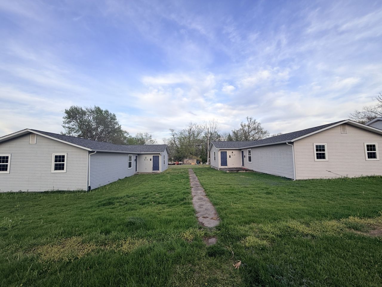 916 S 10th Street , Herrin, IL 62948