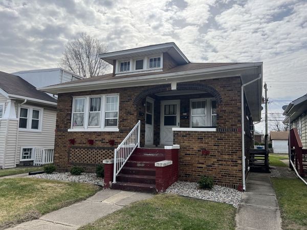 331 157th Street , Calumet City, IL 60409