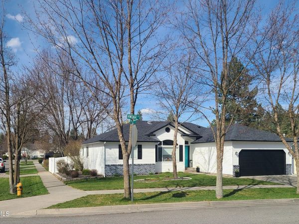 703 E Vintage Ct, Coeur d'Alene, ID 83815