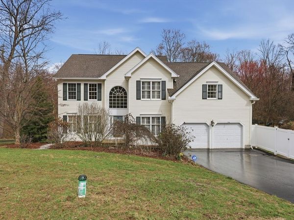 35 Peter Street, Holliston, MA 01746