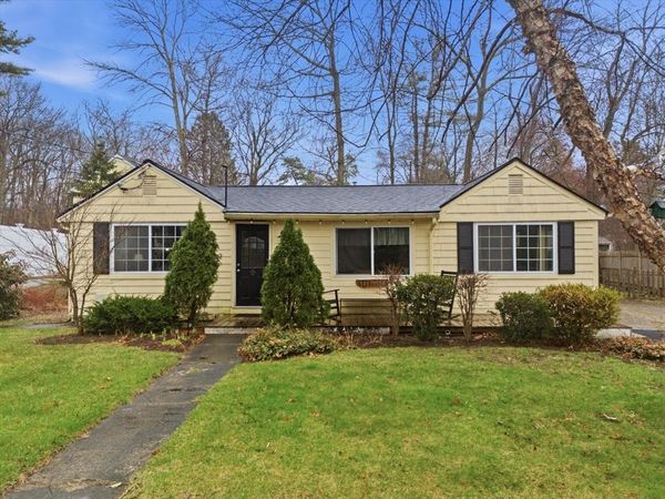 4 Town Road, Littleton, MA 01460