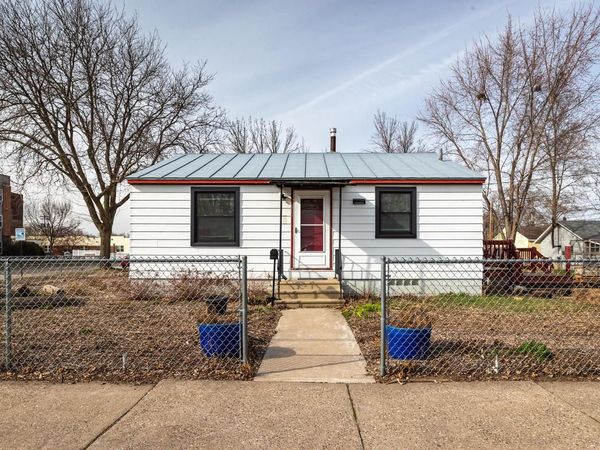 803 Hood STREET, La Crosse, WI 54601