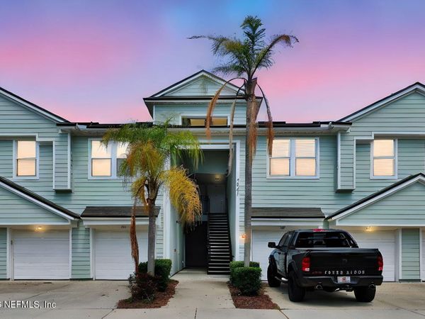 7047 DEER LODGE Circle, Unit 102, Jacksonville, FL 32256