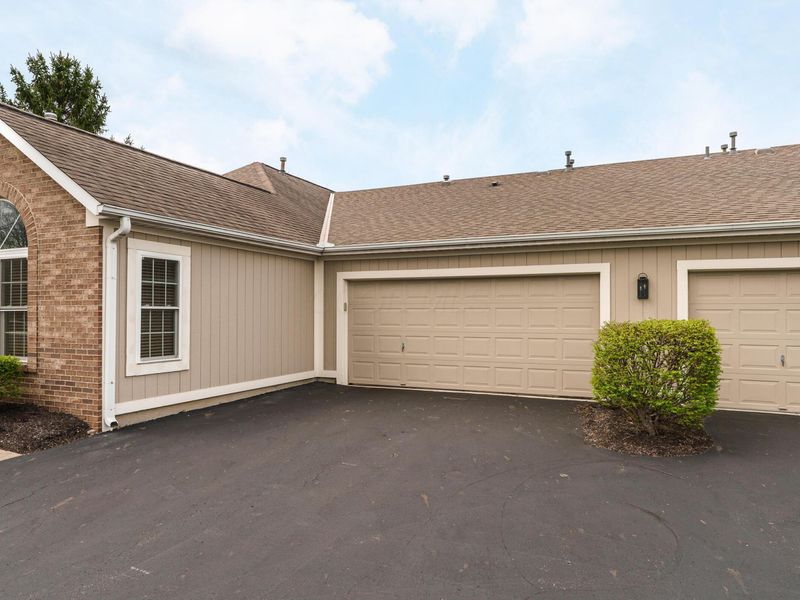 788 Windward Way, Unit 21, Columbus, OH 43230 Photo 2