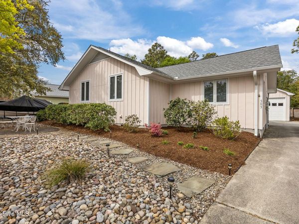 503 Fern Creek Lane, Carolina Beach, NC 28428