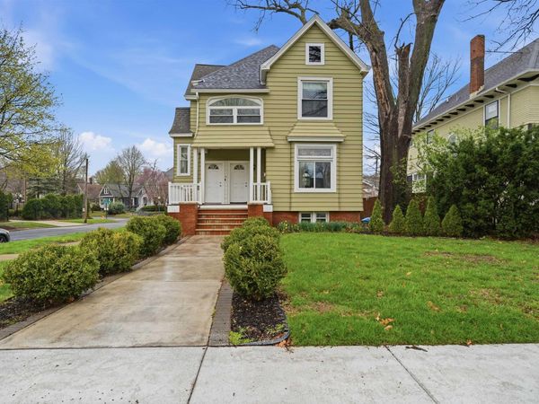 1637 W MOSS Avenue, Peoria, IL 61606