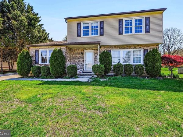 12 LAURIE COURT, BEAR, DE 19701