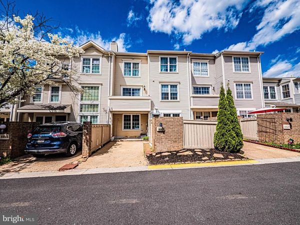 8807 RUSTBURG CIRCLE, MONTGOMERY VILLAGE, MD 20886