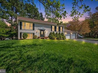 10217 MCKEAN COURT , GREAT FALLS, VA 22066