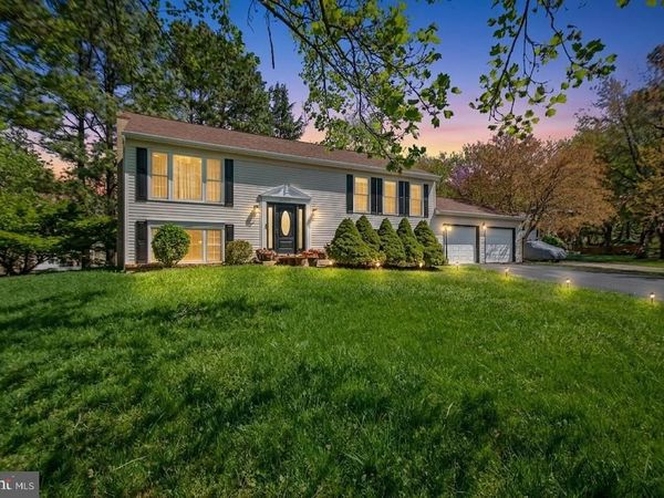 10217 MCKEAN COURT , GREAT FALLS, VA 22066