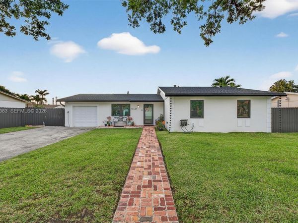 13441 SW 74th St, Miami, FL 33183