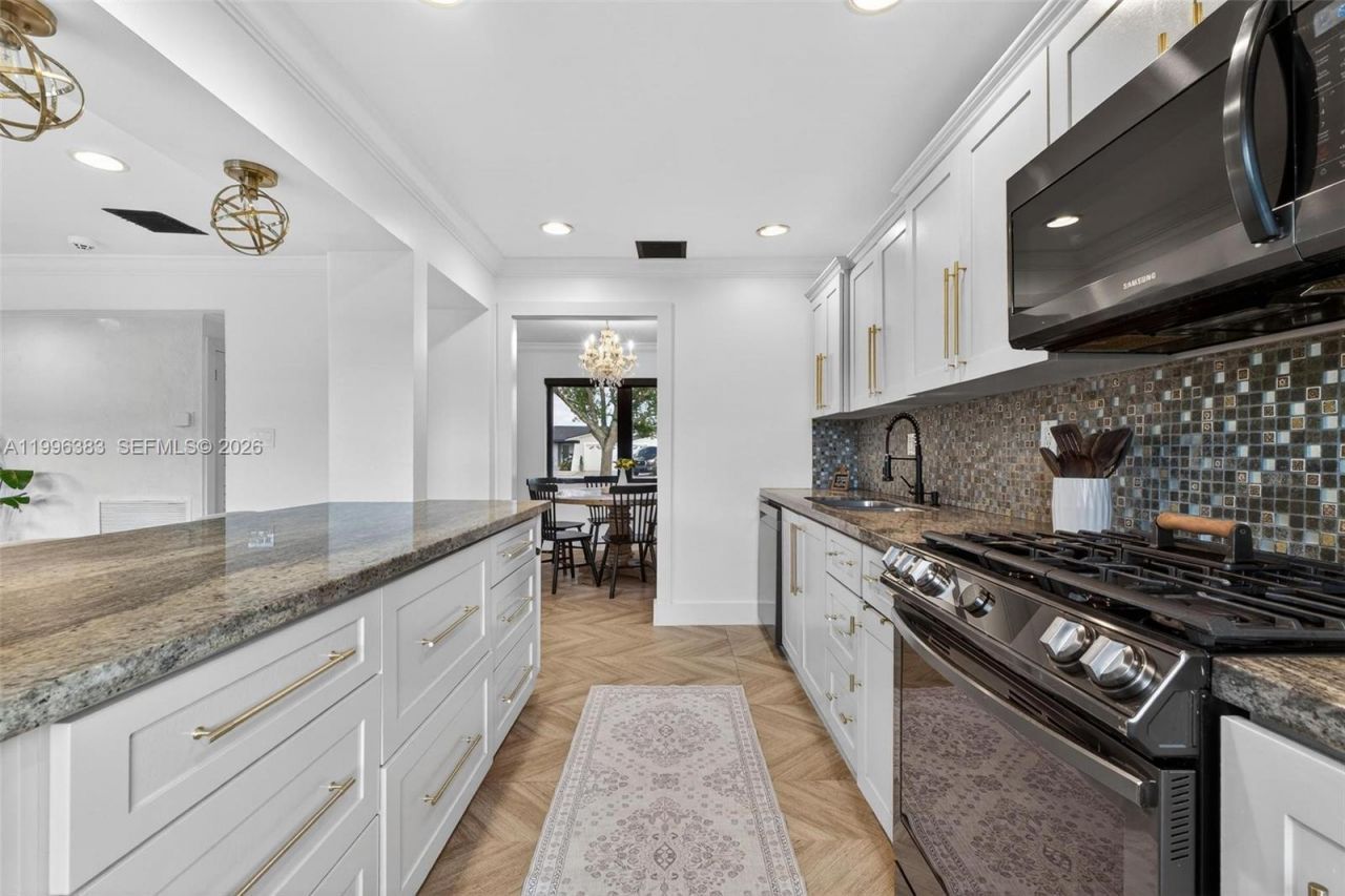 13441 SW 74th St, Miami, FL 33183 Photo