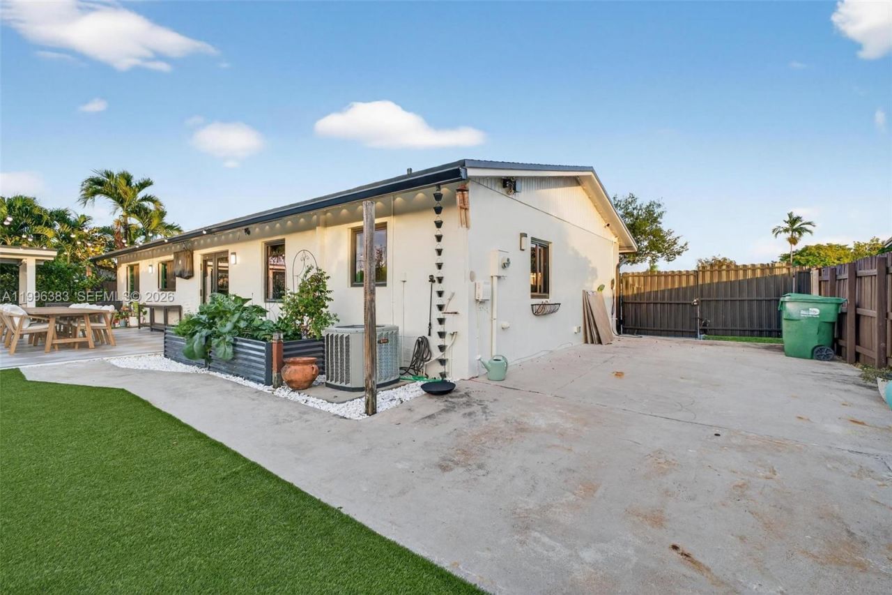 13441 SW 74th St, Miami, FL 33183 Photo
