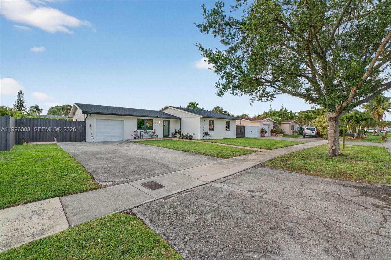 13441 SW 74th St, Miami, FL 33183 Photo