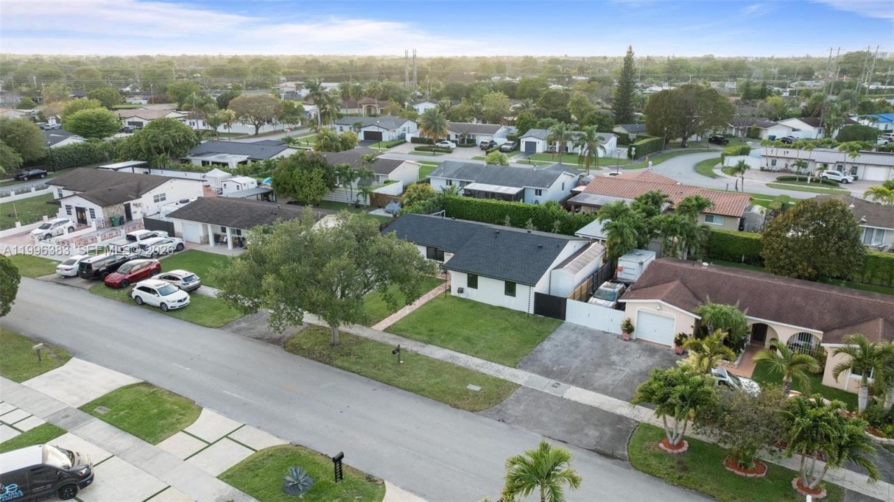 13441 SW 74th St, Miami, FL 33183 Photo