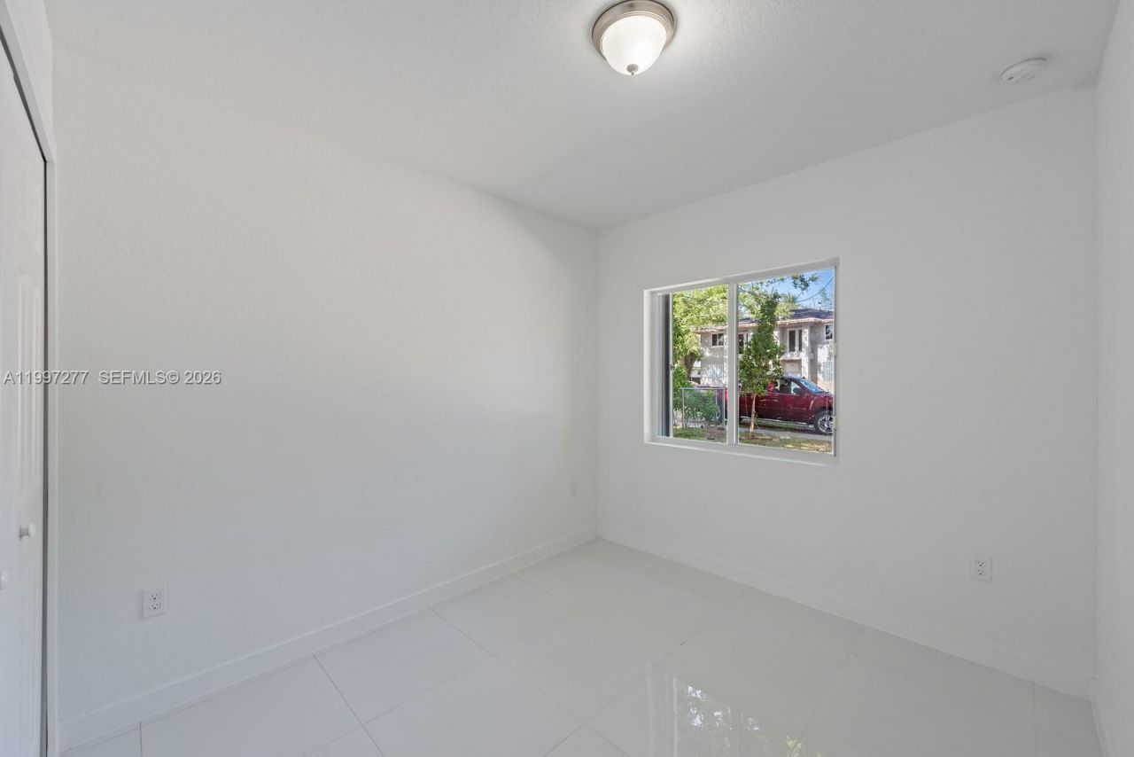 7940 NW 12th Ct, Unit B, Miami, FL 33147 Photo