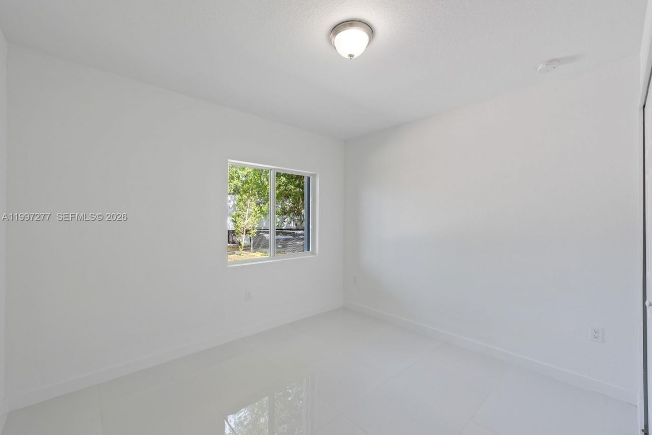 7940 NW 12th Ct, Unit B, Miami, FL 33147 Photo