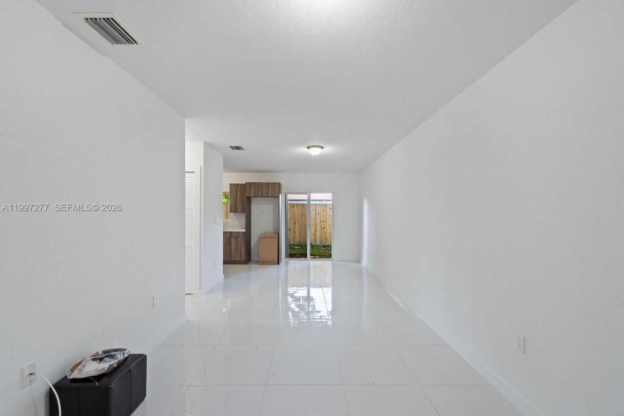 7940 NW 12th Ct, Unit B, Miami, FL 33147 Photo