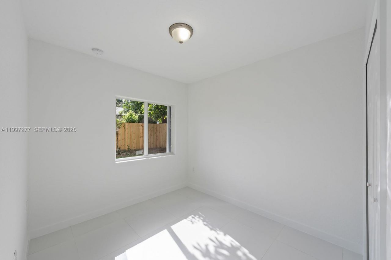 7940 NW 12th Ct, Unit B, Miami, FL 33147 Photo