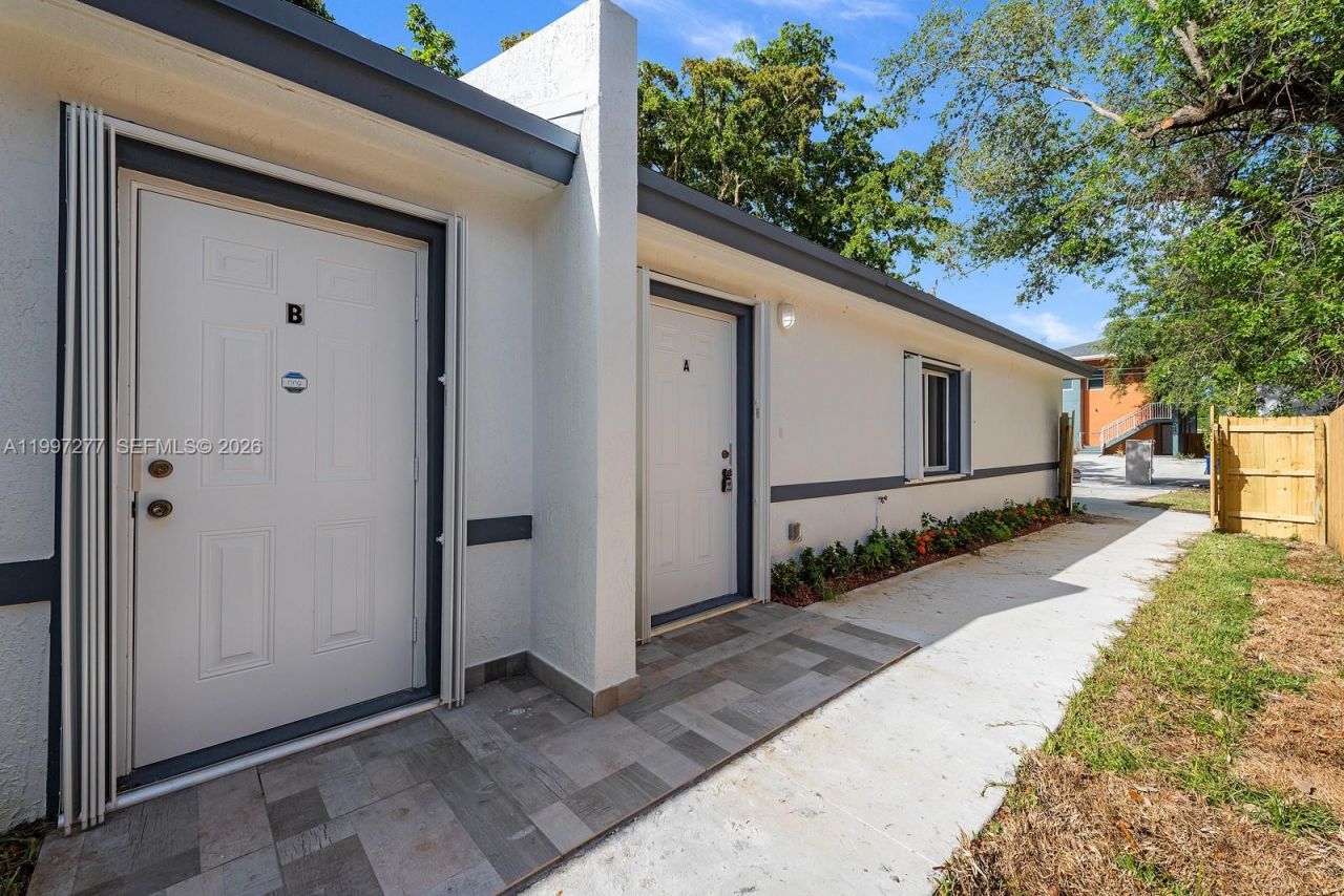 7940 NW 12th Ct, Unit B, Miami, FL 33147 Photo