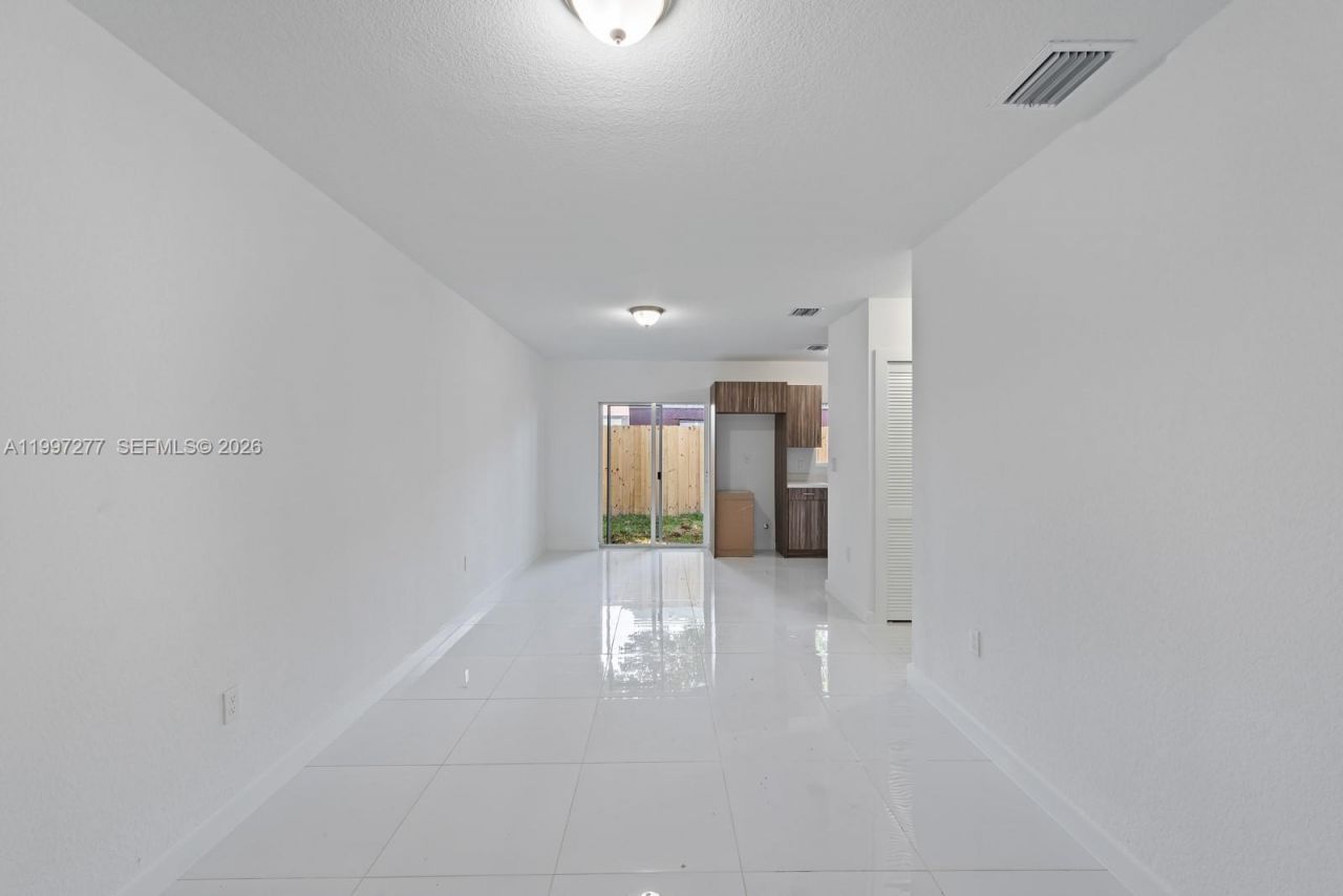 7940 NW 12th Ct, Unit B, Miami, FL 33147 Photo