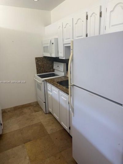 2200 E Hallandale Beach Blvd, Unit 109, Hallandale Beach, FL 33009 Photo