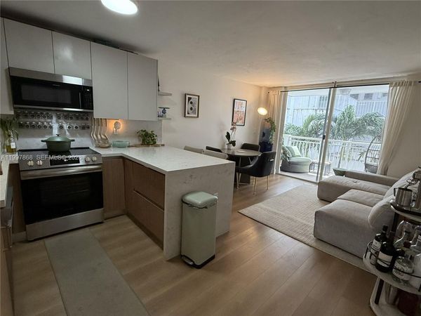 1666 West Ave , Unit 305, Miami Beach, FL 33139