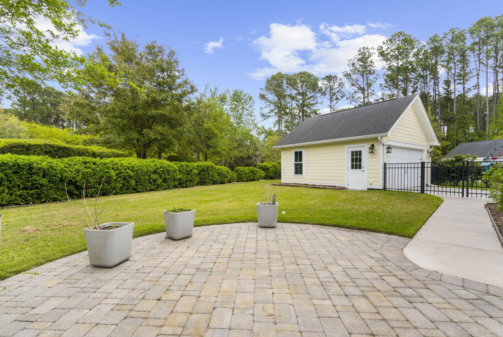 3716 Abercrombie Court Photo 34