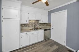 1717 Lacy Street photo 4