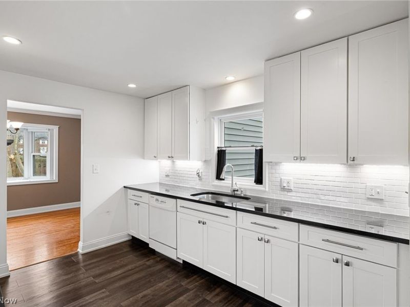 4302 Murray Avenue, Willoughby, OH 44094 Photo 14