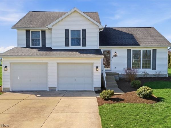 2382 Mount Pleasant Street NE, Canton, OH 44721