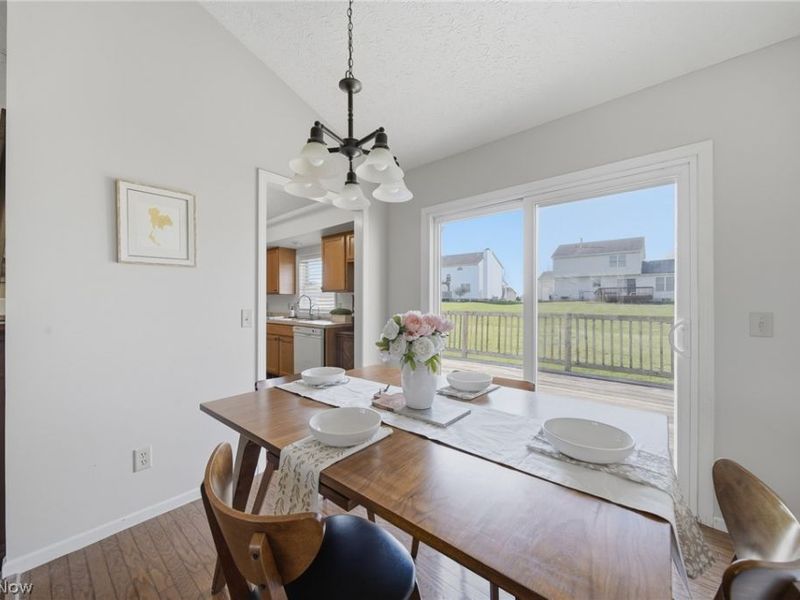 2382 Mount Pleasant Street NE, Canton, OH 44721 Photo 10